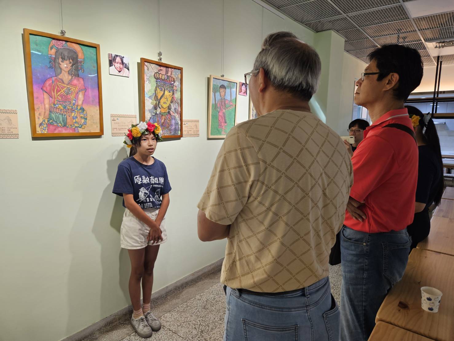 大村村上國黃宏田校長蒞臨三五藝廊03回展-社頭朝興國小師生美術展覽