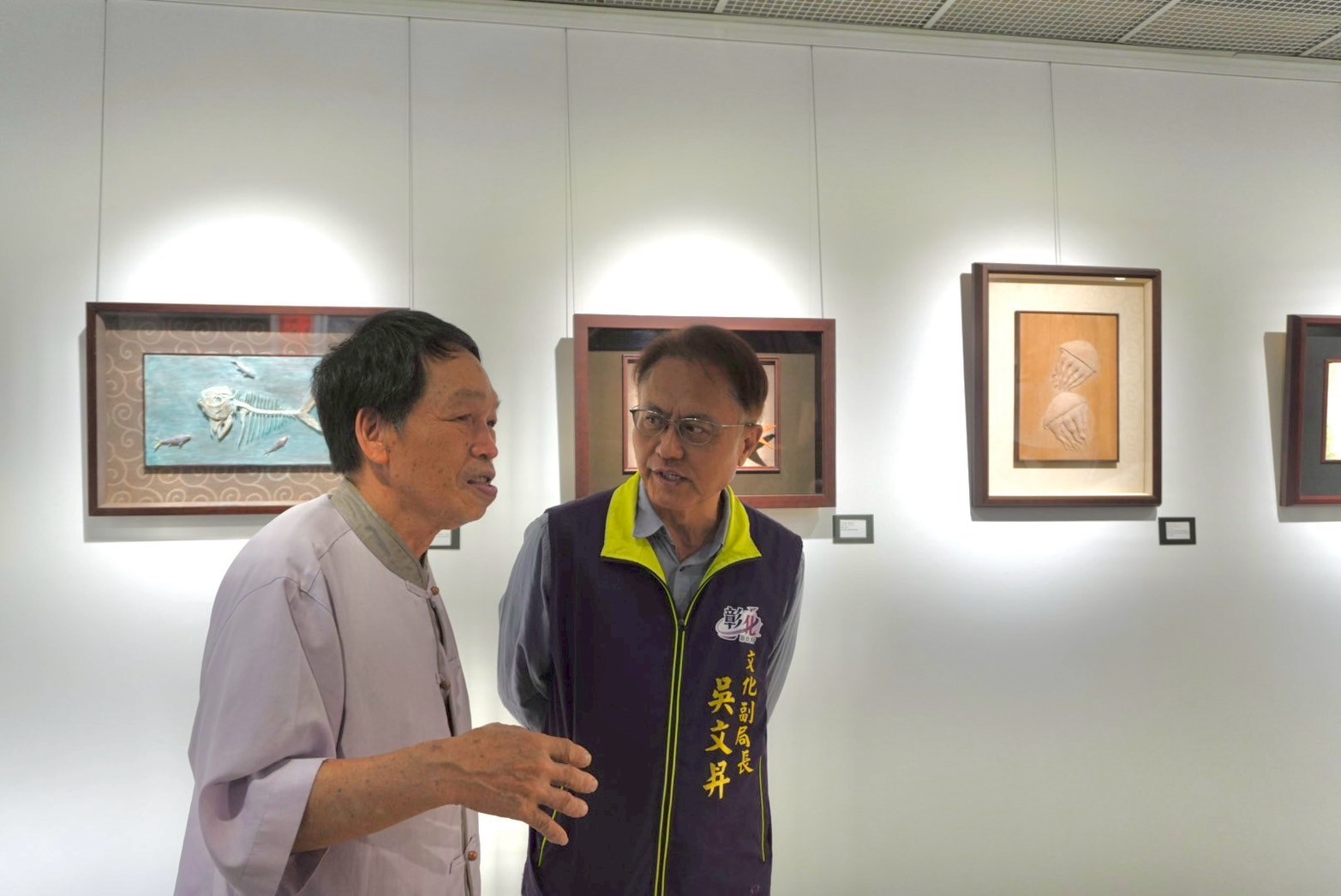 黃媽慶木雕六十 - 生物造型創作+乙巳年生活影像紀錄