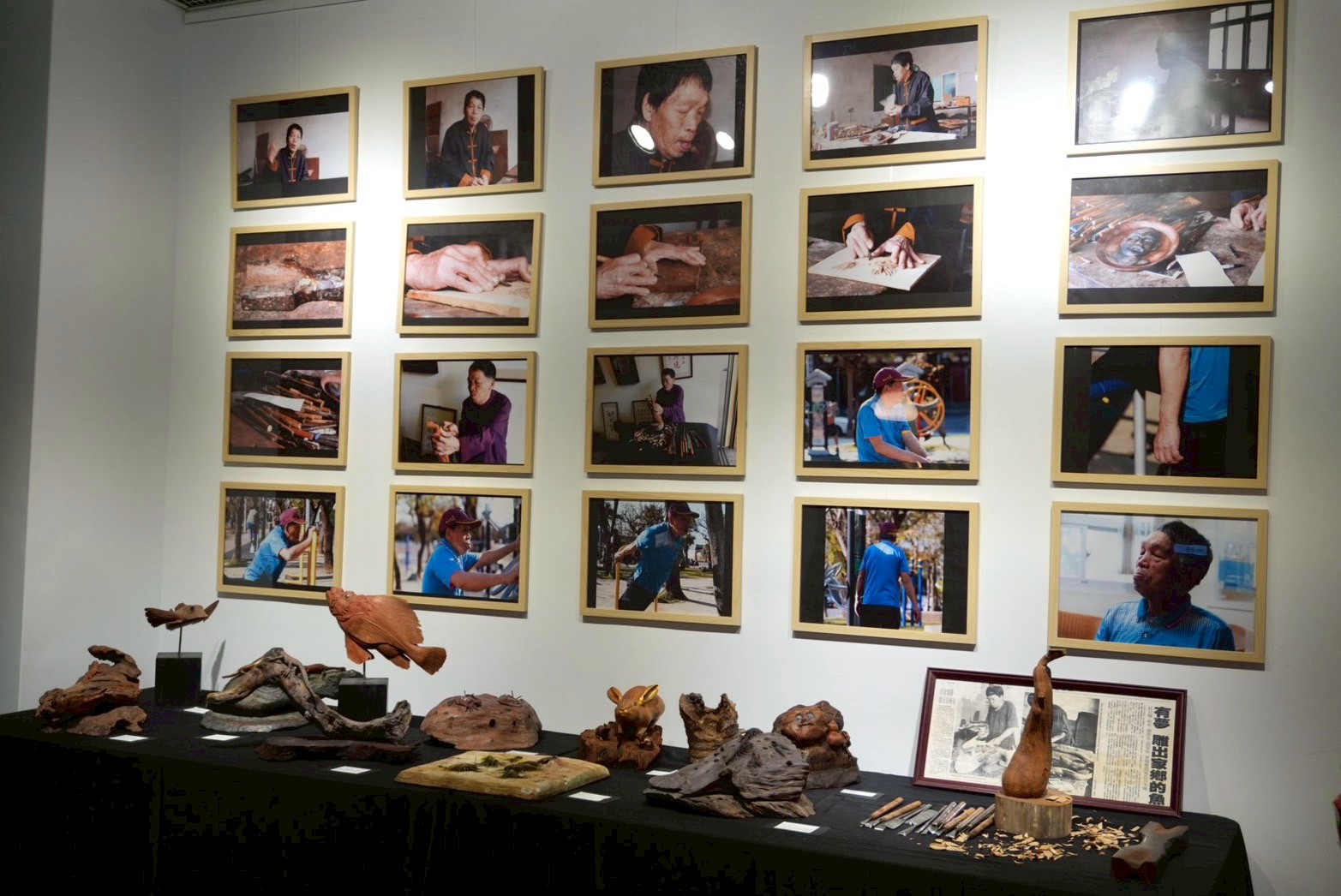 黃媽慶木雕六十 - 生物造型創作+乙巳年生活影像紀錄