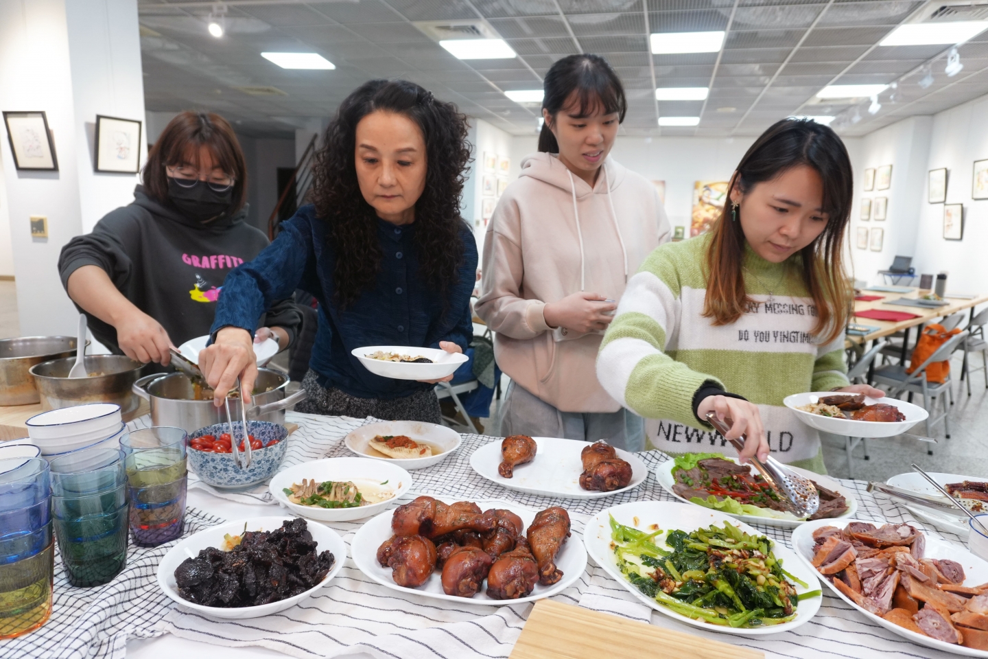 年終感恩分享會X一人一菜交換禮物