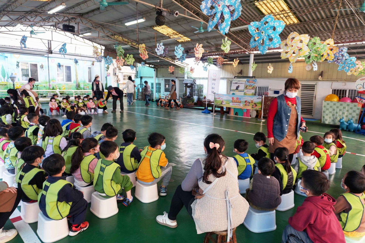 國聲廣播王國的魔法大門在「和平幼兒園」開啟囉！